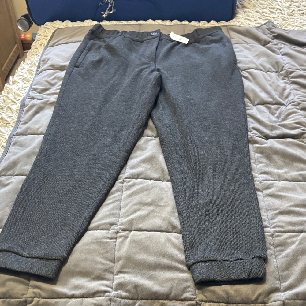 LOFT Charcoal Knit Jogger Pants